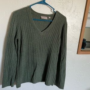 Croft and Barrow sweater